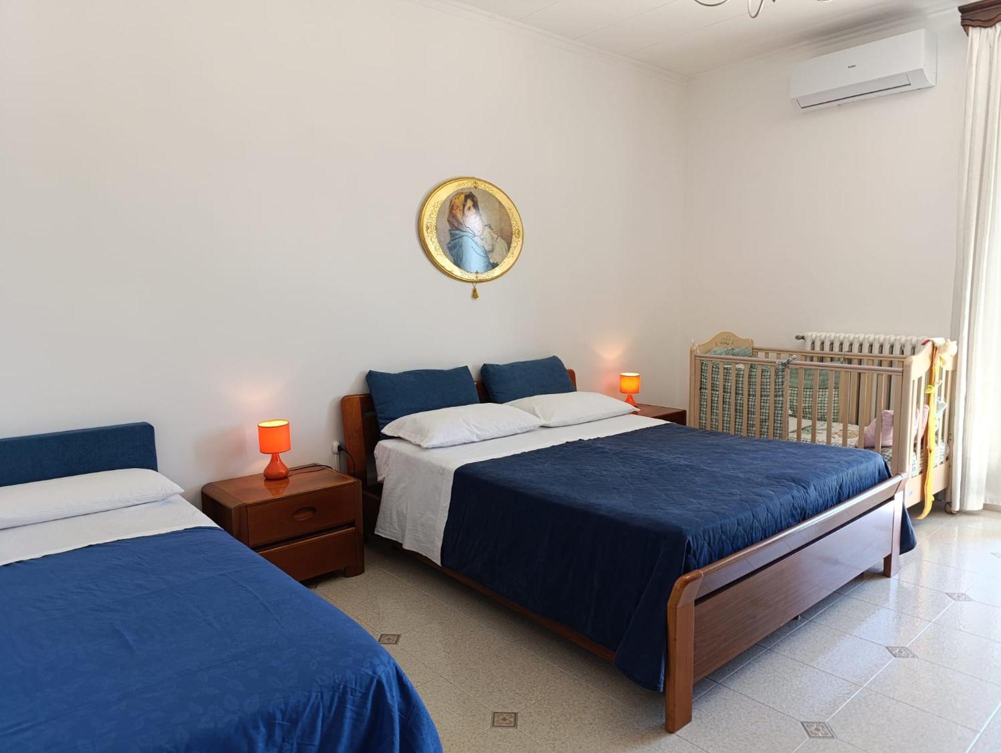 Apartamento Le Rondini Trani Exterior foto