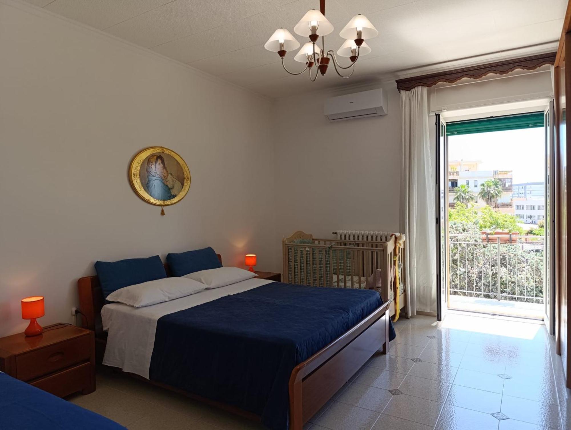 Apartamento Le Rondini Trani Exterior foto